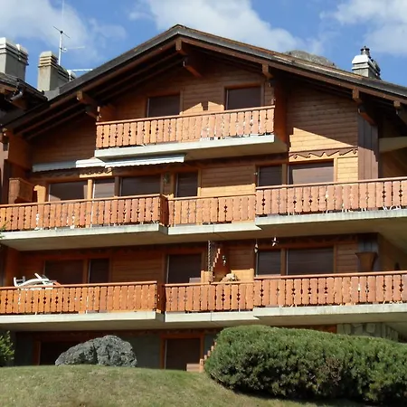 Delta Apartment *